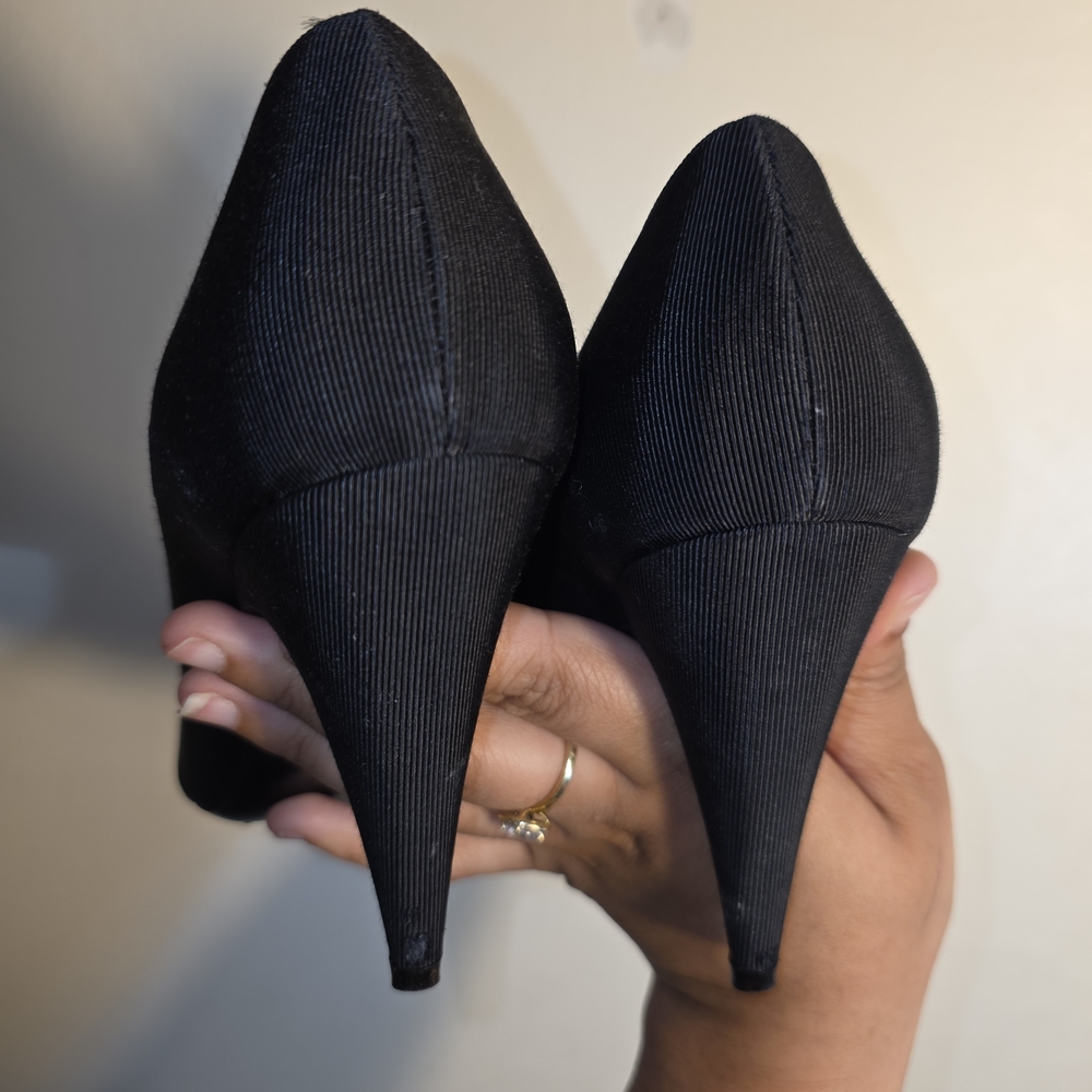 ☆Saint Laurent Black Anais Ribbon Heels with Bow Detail☆ - Picture 2 of 5